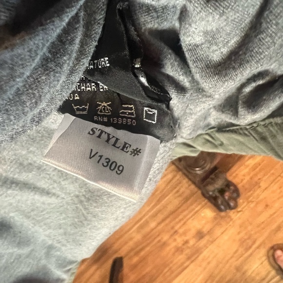 YMI olive drab vest size medium in GUC - Picture 5 of 8